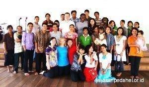 Kristy Hinn & Tim LLCF